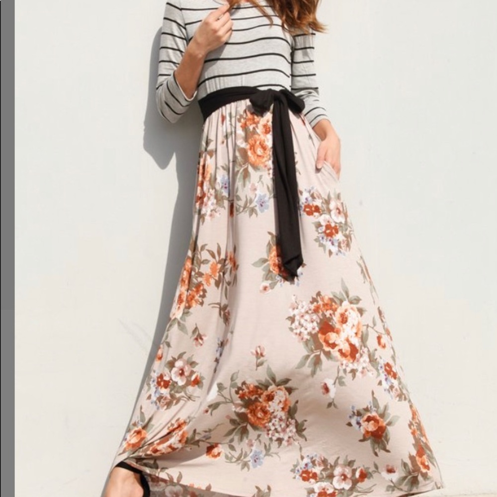 Women’s dress